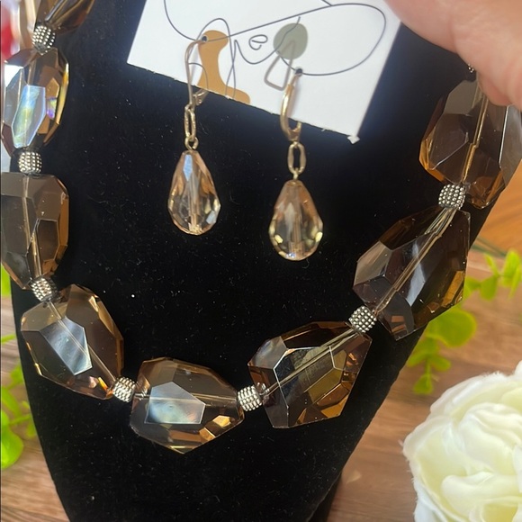 Brown Faceted Crystal Necklace Statement Jewelry - Picture 2 of 7